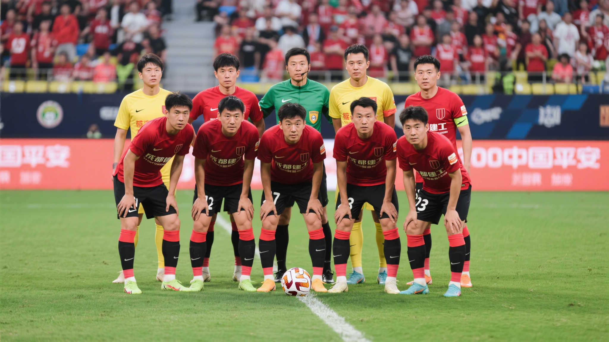 成都蓉城对阵深圳:徐正源祭出442阵型,归化国脚压阵,费利佩联手新秀冲击胜利